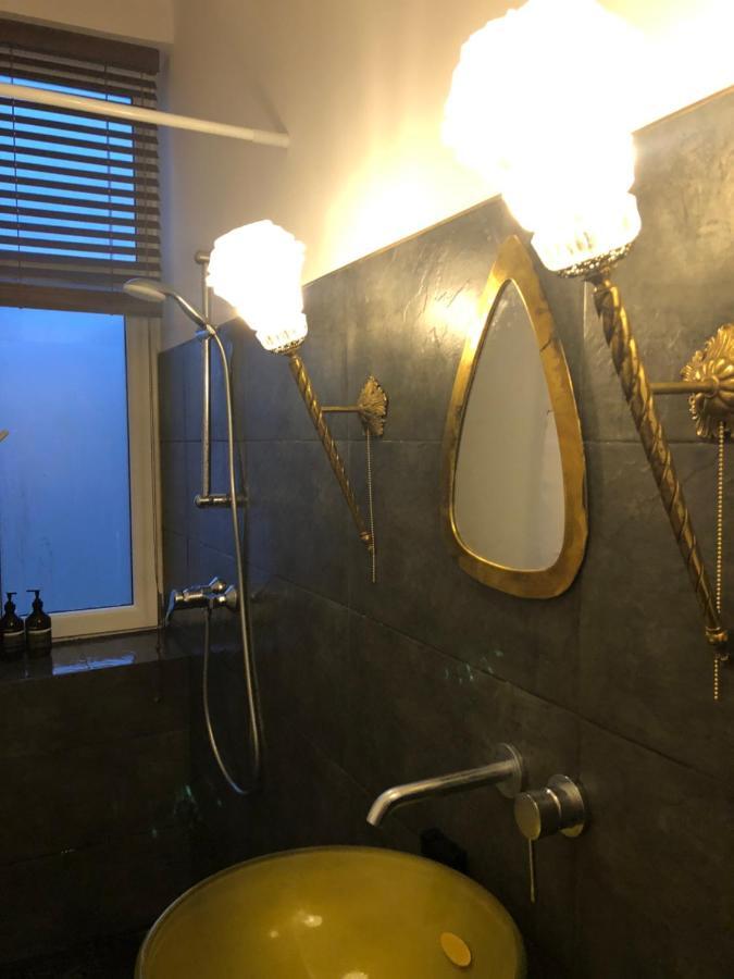 Bohemian Apartment In The Heart Of Old Ventspils City Dış mekan fotoğraf